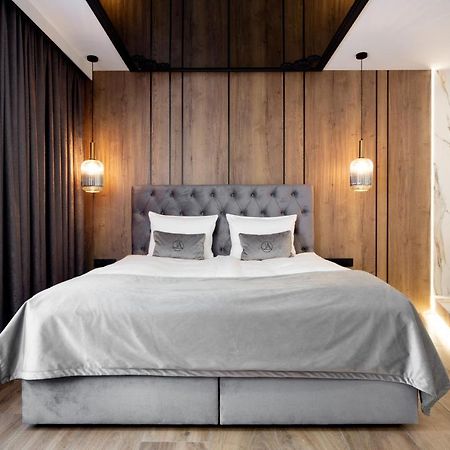 קרקוב Jacuzzi Apartment Main Square מראה חיצוני תמונה