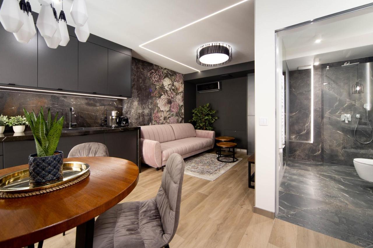 קרקוב Jacuzzi Apartment Main Square מראה חיצוני תמונה