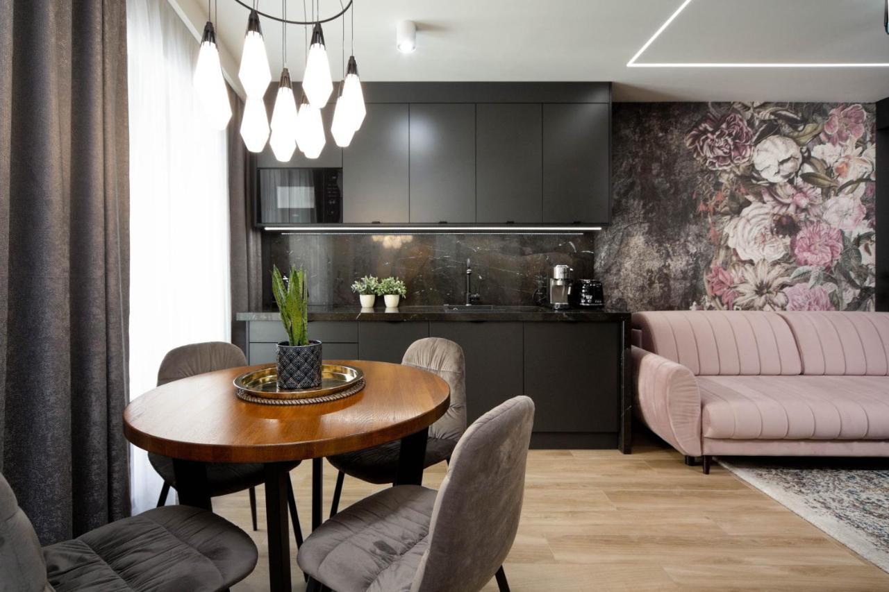 קרקוב Jacuzzi Apartment Main Square מראה חיצוני תמונה