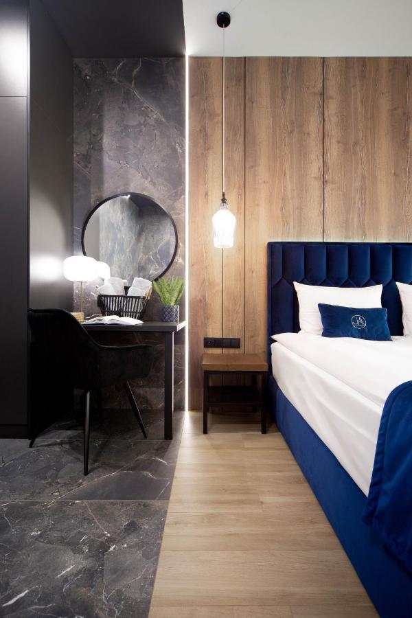 קרקוב Jacuzzi Apartment Main Square מראה חיצוני תמונה
