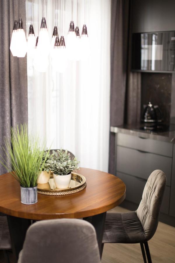 קרקוב Jacuzzi Apartment Main Square מראה חיצוני תמונה