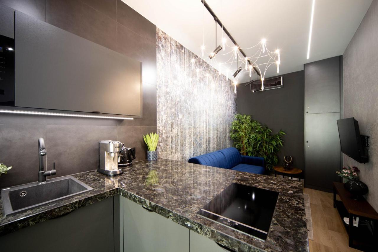 קרקוב Jacuzzi Apartment Main Square מראה חיצוני תמונה