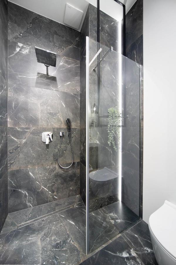 קרקוב Jacuzzi Apartment Main Square מראה חיצוני תמונה