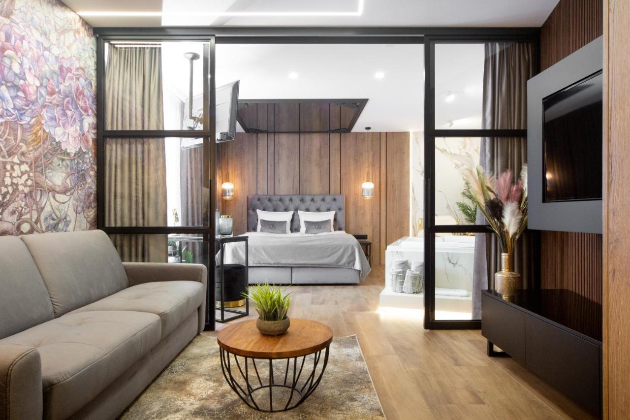 קרקוב Jacuzzi Apartment Main Square מראה חיצוני תמונה